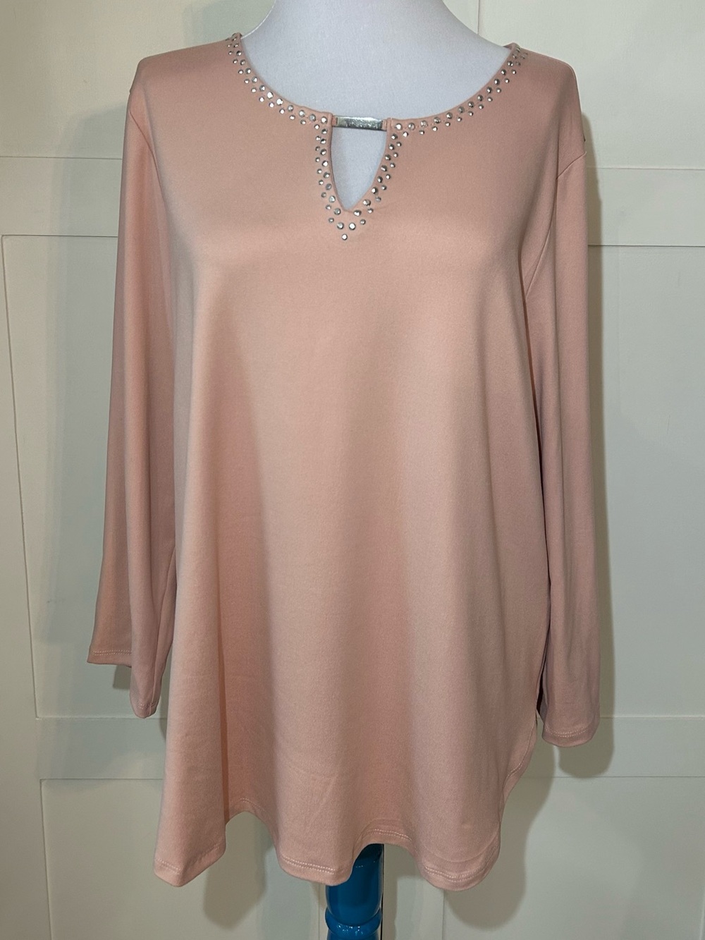 Ruby Rd. Pink Studded Keyhole Top - Like New - Large